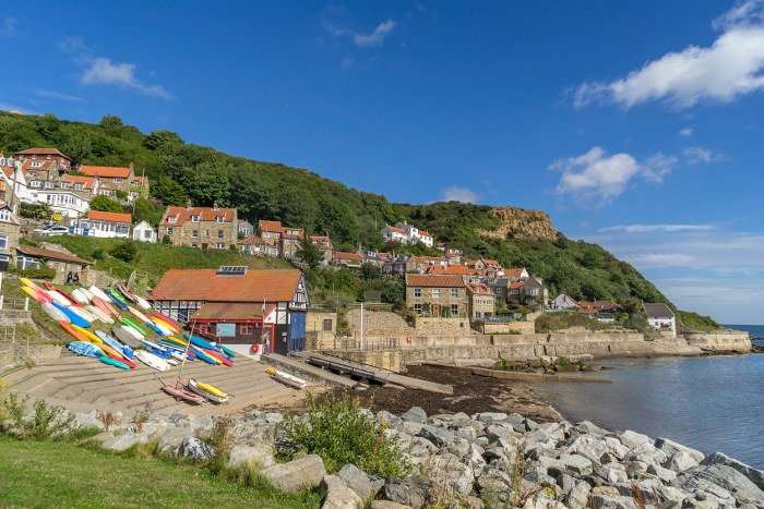 Runswick Bay movers